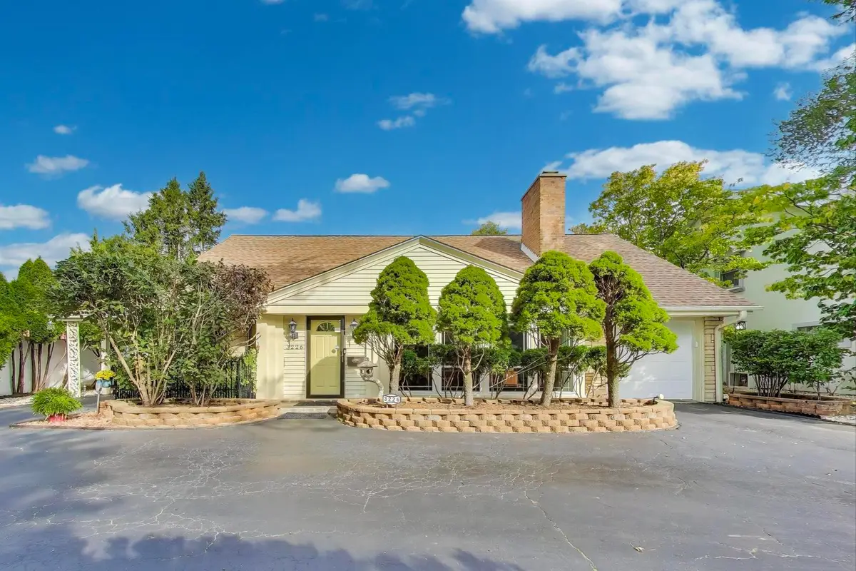 3226 Sprucewood Road, Wilmette, IL 60091 - Image #1
