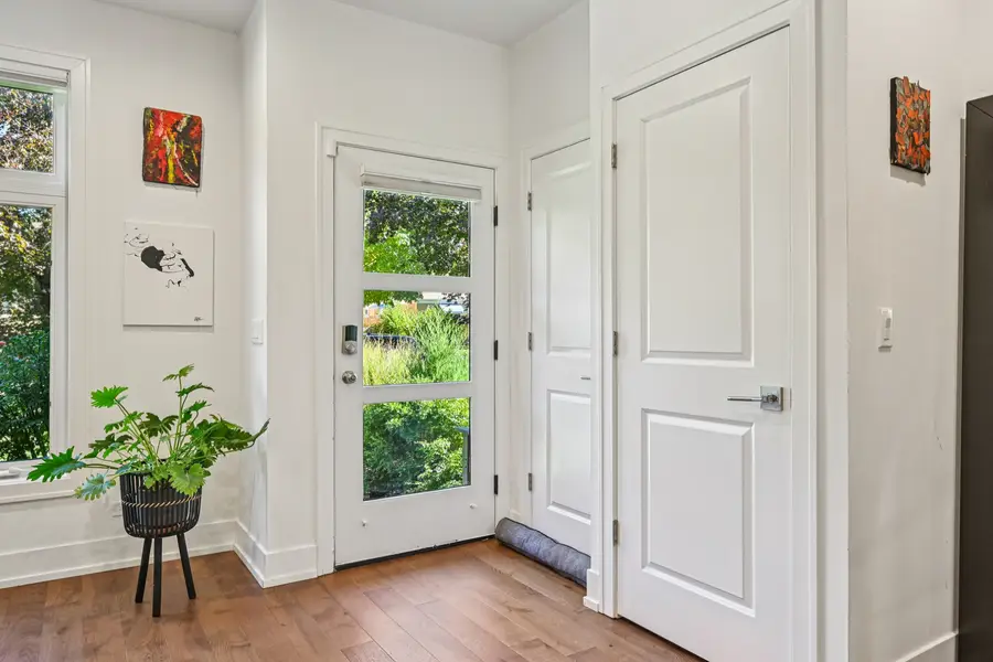 1112 Pitner Avenue, Evanston, IL 60202 - Image #3