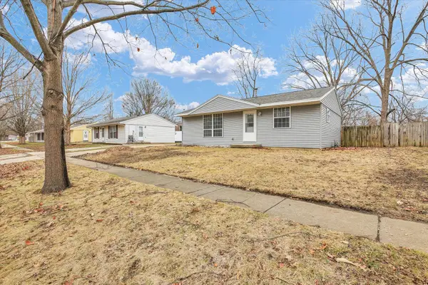 3206 York Drive, Champaign, IL 61821