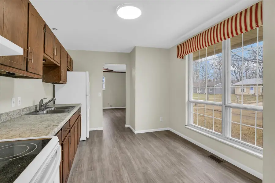 3206 York Drive, Champaign, IL 61821 - Image #3