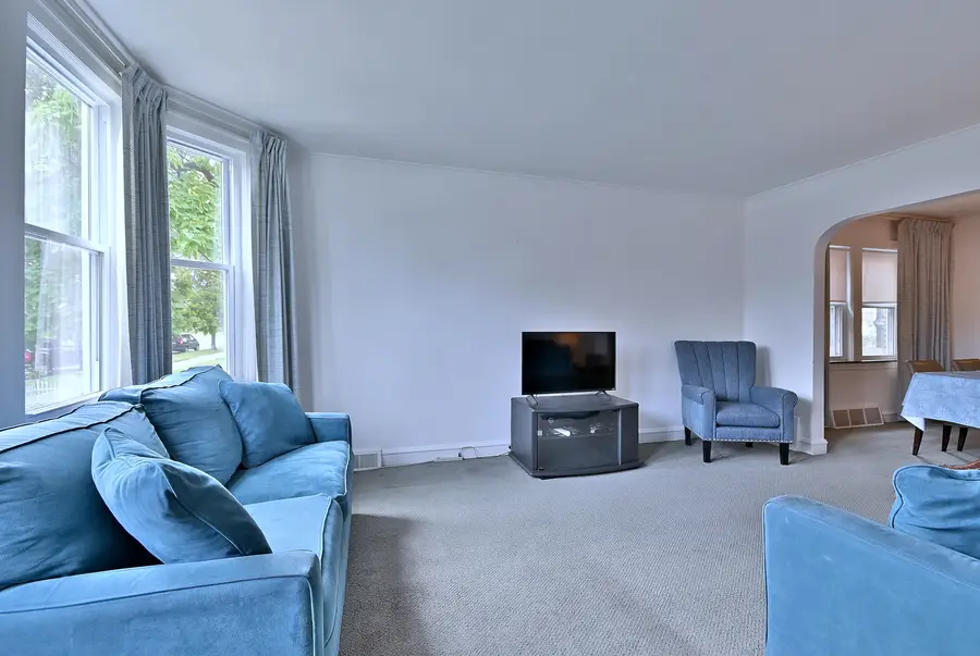 2852 N Meade Avenue, Chicago, IL 60634 - Image #2