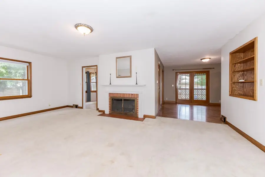 1114 Beechwood Avenue, Bloomington, IL 61701 - Image #3