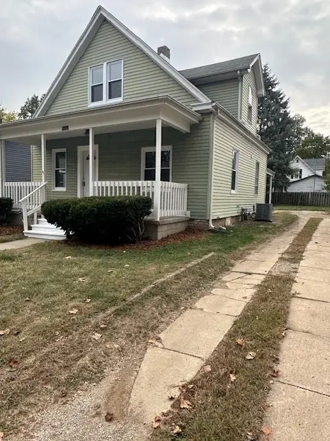 403 Willard Avenue, Bloomington, IL 61701