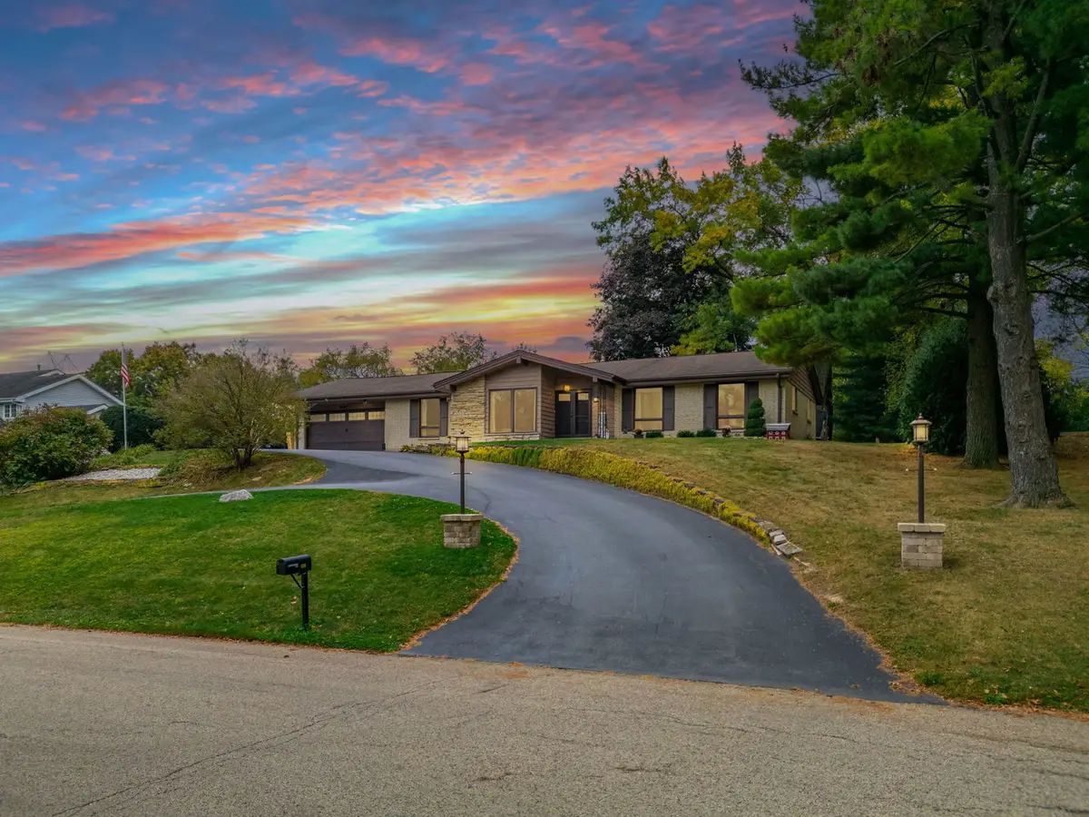 437 Edgewood Lane, Belvidere, IL 61008 - Image #1