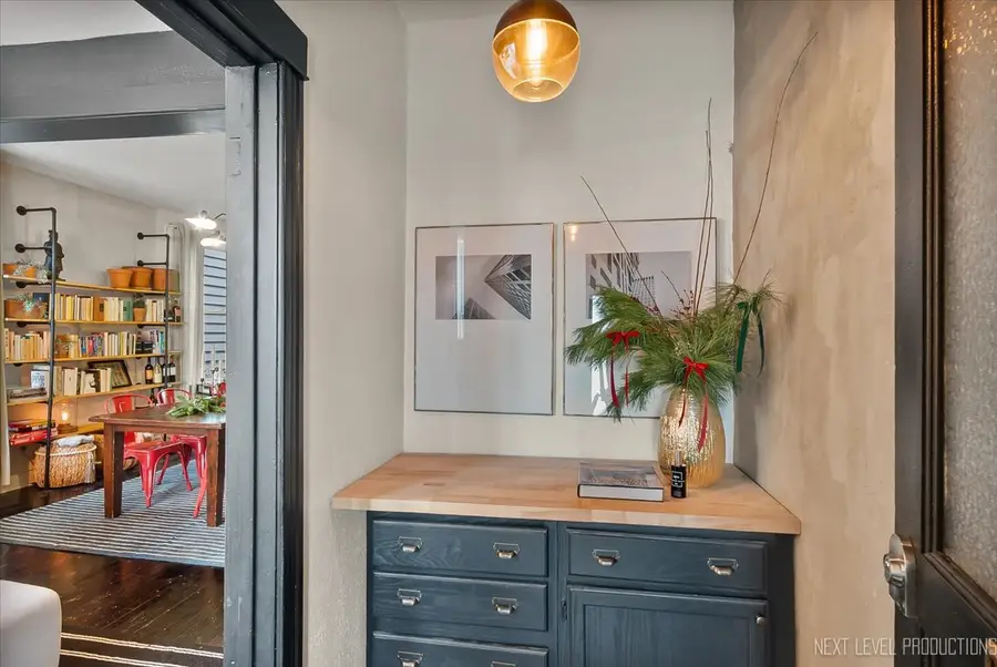 3826 N Whipple Street, Chicago, IL 60618 - Image #3