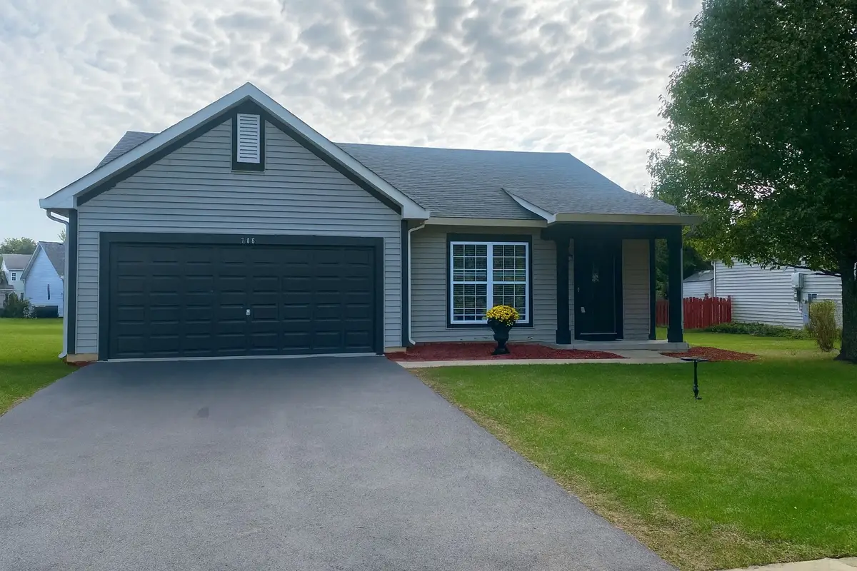 706 Keller Street, Plano, IL 60545 - Image #1