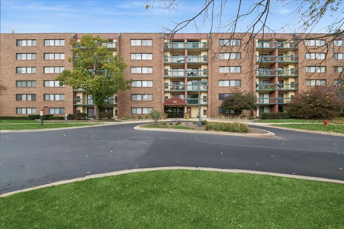 1800 Huntington Boulevard #212, Hoffman Estates, IL 60169 - Image #1