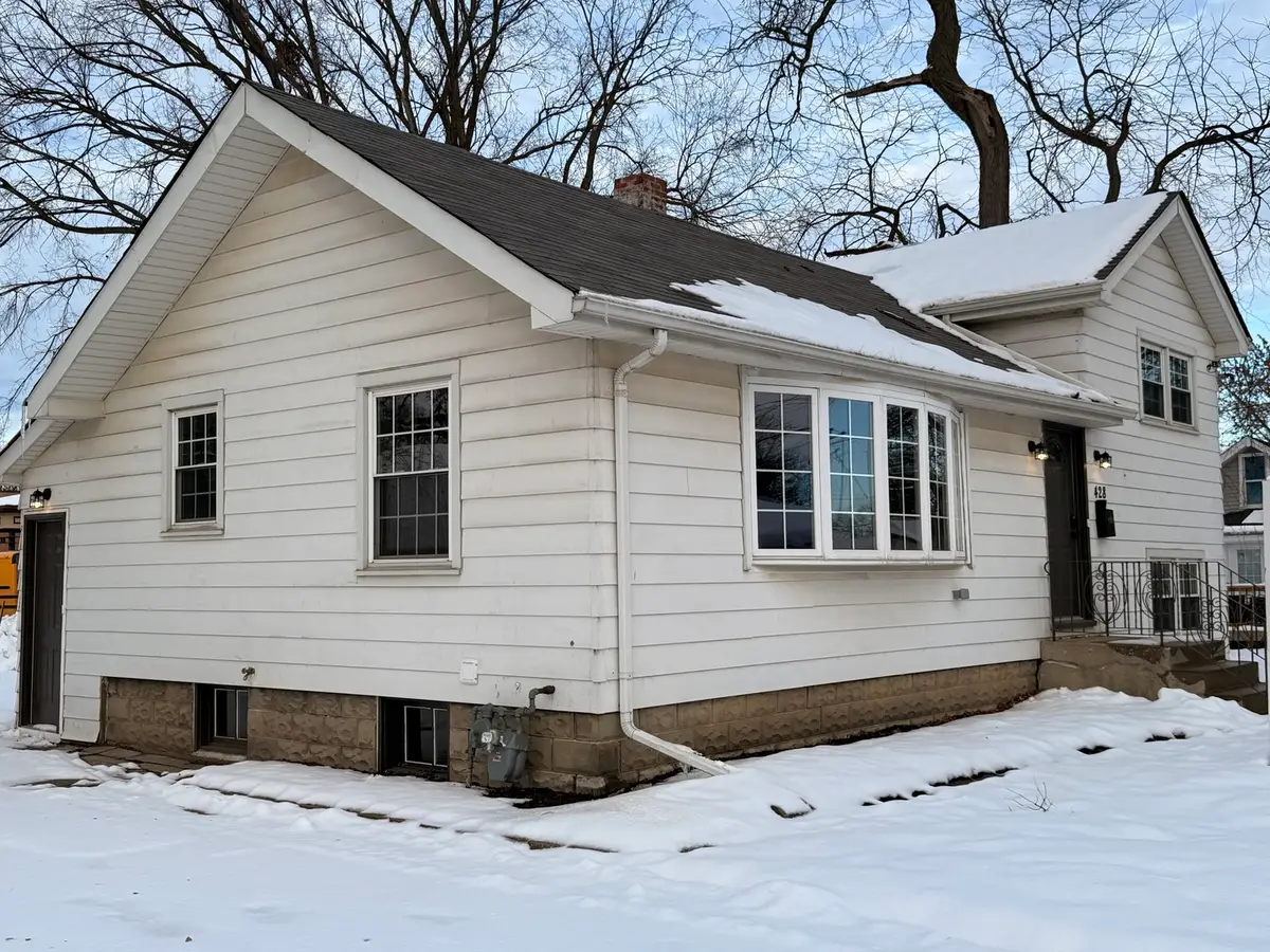 428 E 156th Place, South Holland, IL 60473 - Image #1