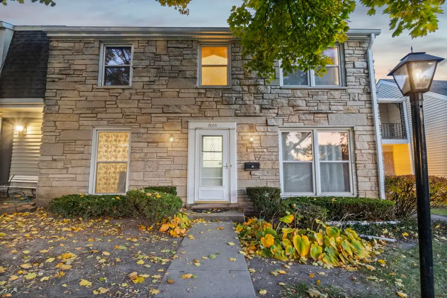 7605 Manchester Lane, Hanover Park, IL 60133 - Image #2