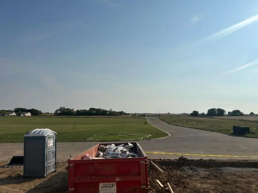 667 S Regulators Street, Rochelle, IL 61068 - Image #3