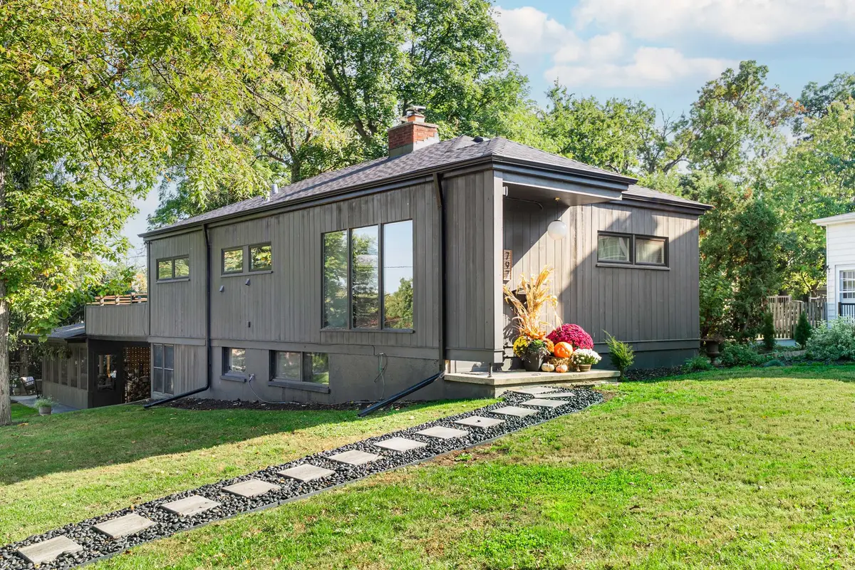 797 Forest Avenue, Glen Ellyn, IL 60137 - Image #1