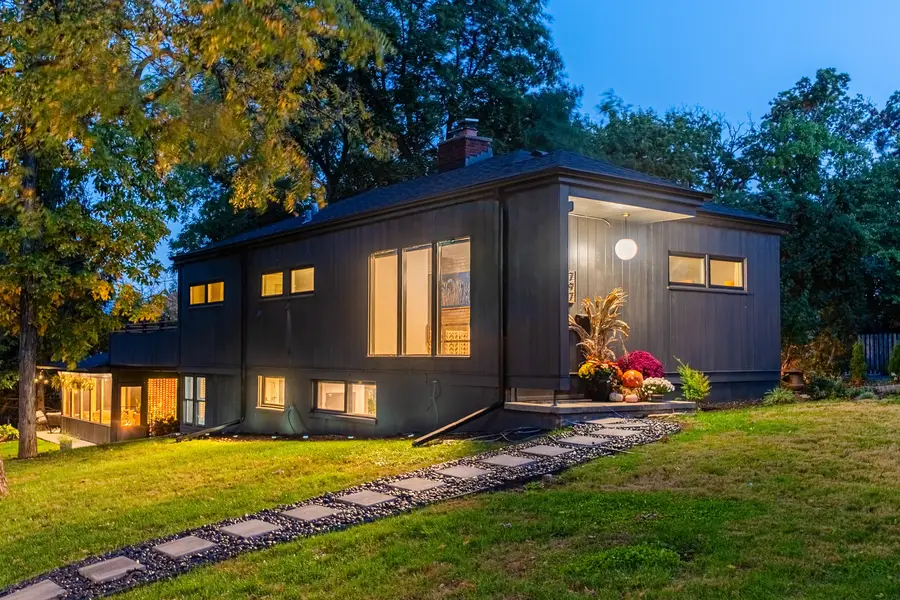 797 Forest Avenue, Glen Ellyn, IL 60137 - Image #2