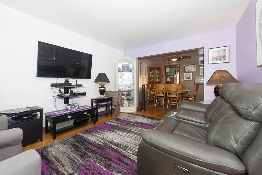 3529 N Nora Avenue, Chicago, IL 60634 - Image #2