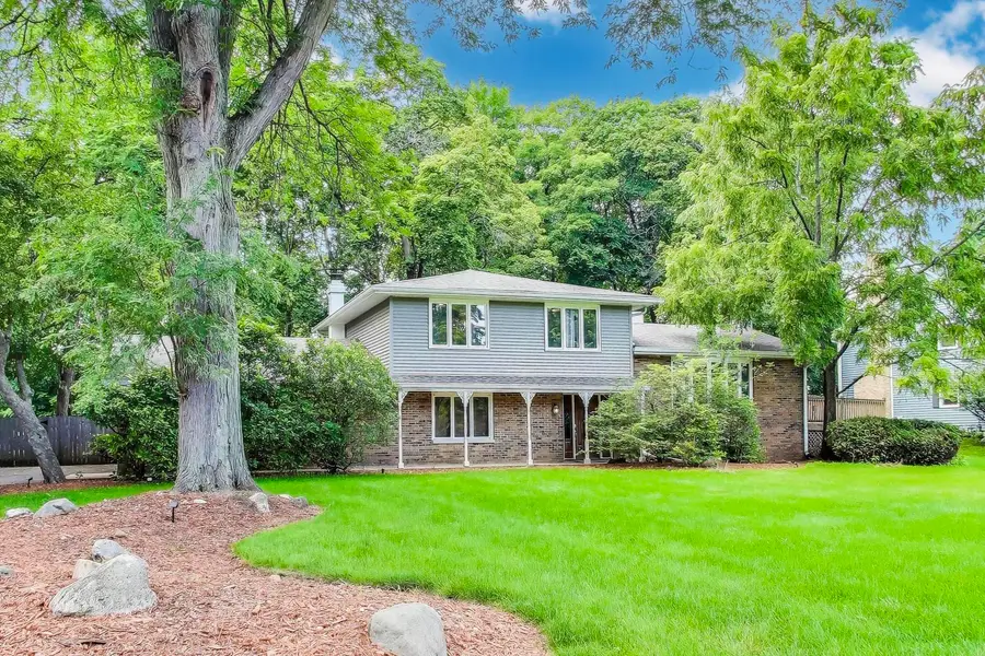 32362 N Pine Avenue, Grayslake, IL 60030 - #2