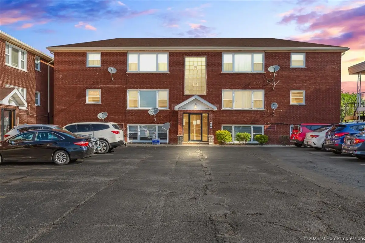 7110 W 107th Street #16, Worth, IL 60482 - #1