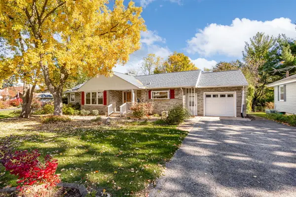 4915 Pershing Avenue, Downers Grove, IL 60515