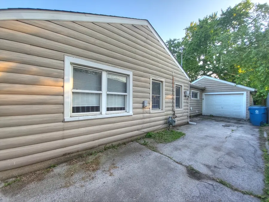 14610 Sawyer Avenue, Midlothian, IL 60445 - Image #3