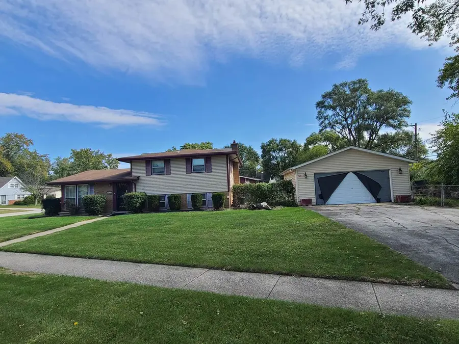 16843 Briargate Drive, Country Club Hills, IL 60478 - Image #3