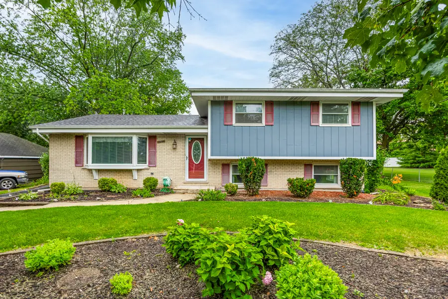 5S300 Tuthill Road, Naperville, IL 60563 - Image #2