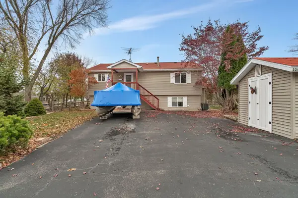 225 Fossil Cove Lane, Wilmington, IL 60481