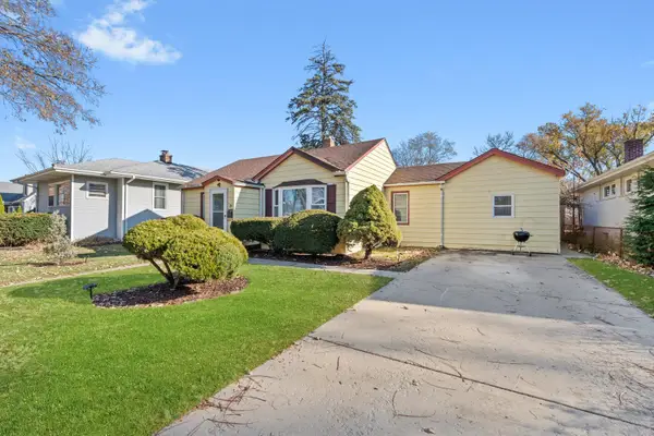 Address Withheld By Seller, Westmont, IL 60559