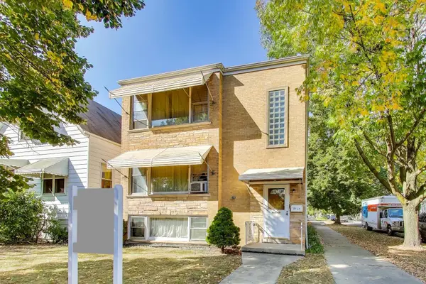 3658 N Laramie Avenue, Chicago, IL 60630