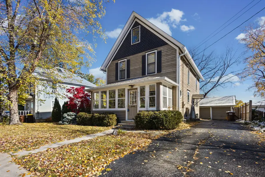 517 Bunker Street, Woodstock, IL 60098 - Image #3