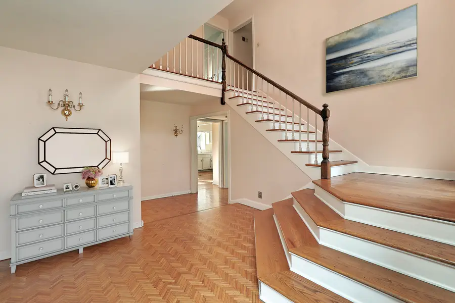 3815 Bordeaux Avenue, Northbrook, IL 60062 - Image #3