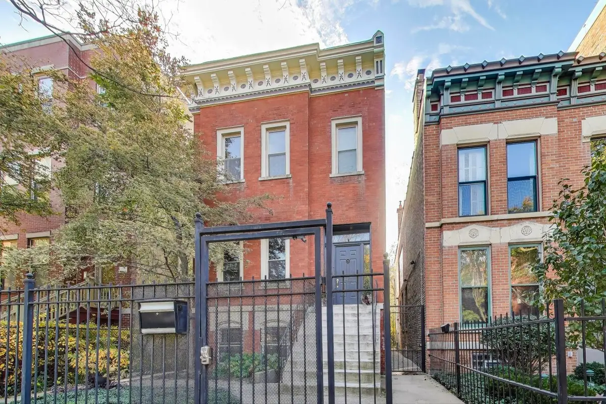 1951 W Evergreen Avenue, Chicago, IL 60622 - Image #1