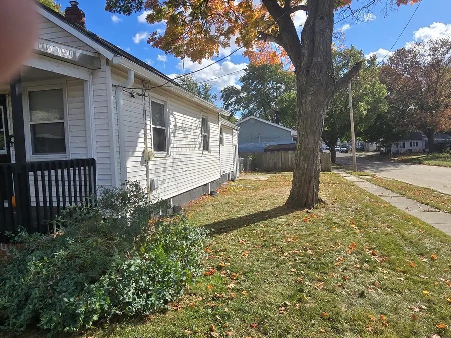 708 W Graham Street, Bloomington, IL 61701 - Image #2