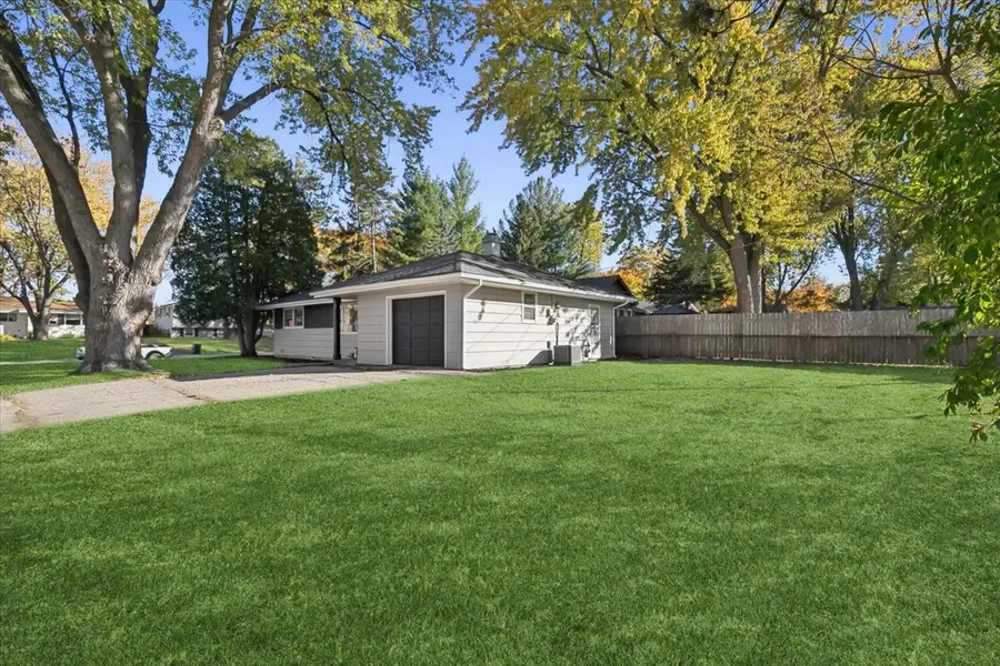 Address Withheld By Seller, Grayslake, IL 60030 - Image #2