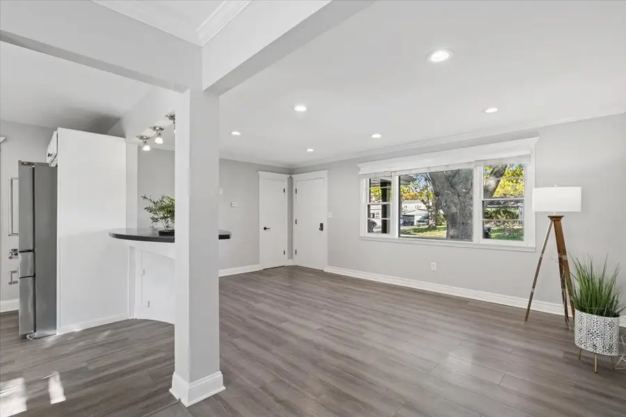 Address Withheld By Seller, Grayslake, IL 60030 - Image #3