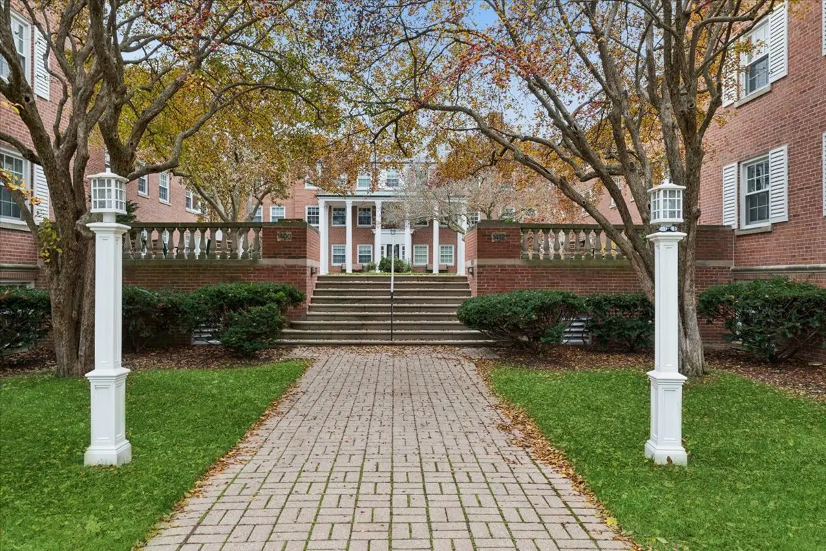 Address Withheld By Seller, Evanston, IL 60201 - Image #1