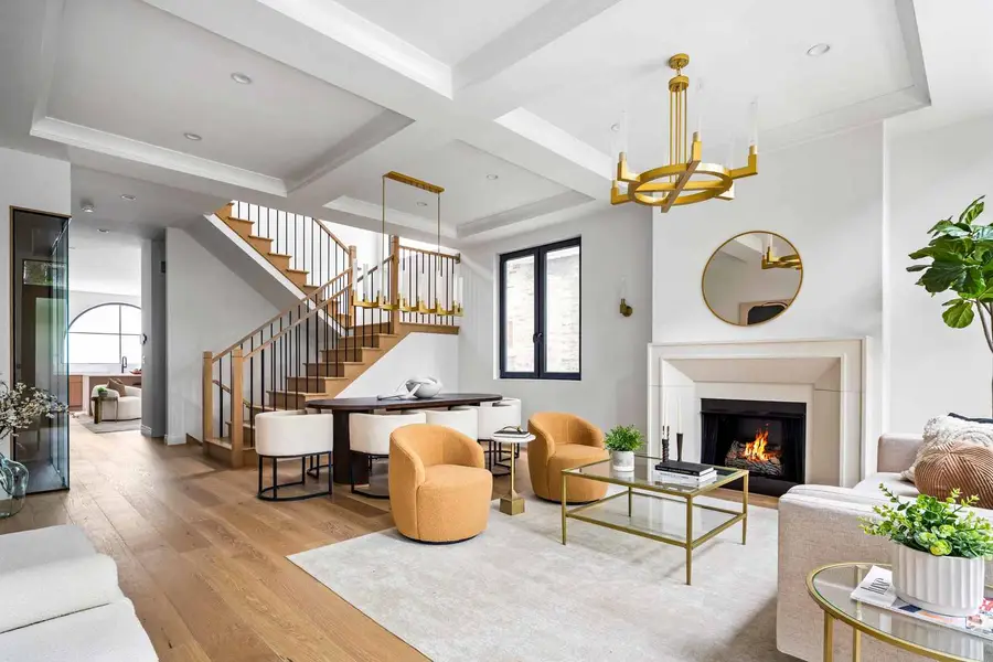 2127 W Dickens Avenue, Chicago, IL 60647 - Image #3