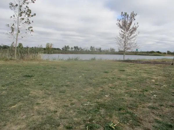 5102 W Trautlake Drive, Champaign, IL 61822