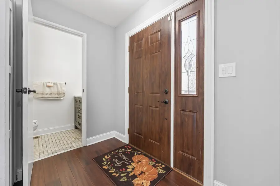 430 Swan Court, Deerfield, IL 60015 - Image #2