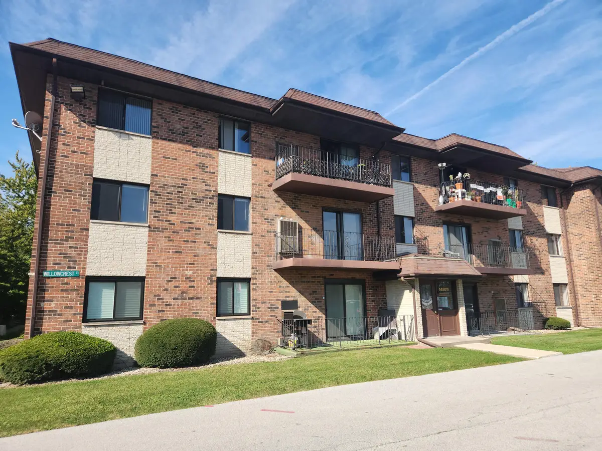 14969 S Willowcrest Drive #17, Midlothian, IL 60445 - Image #1