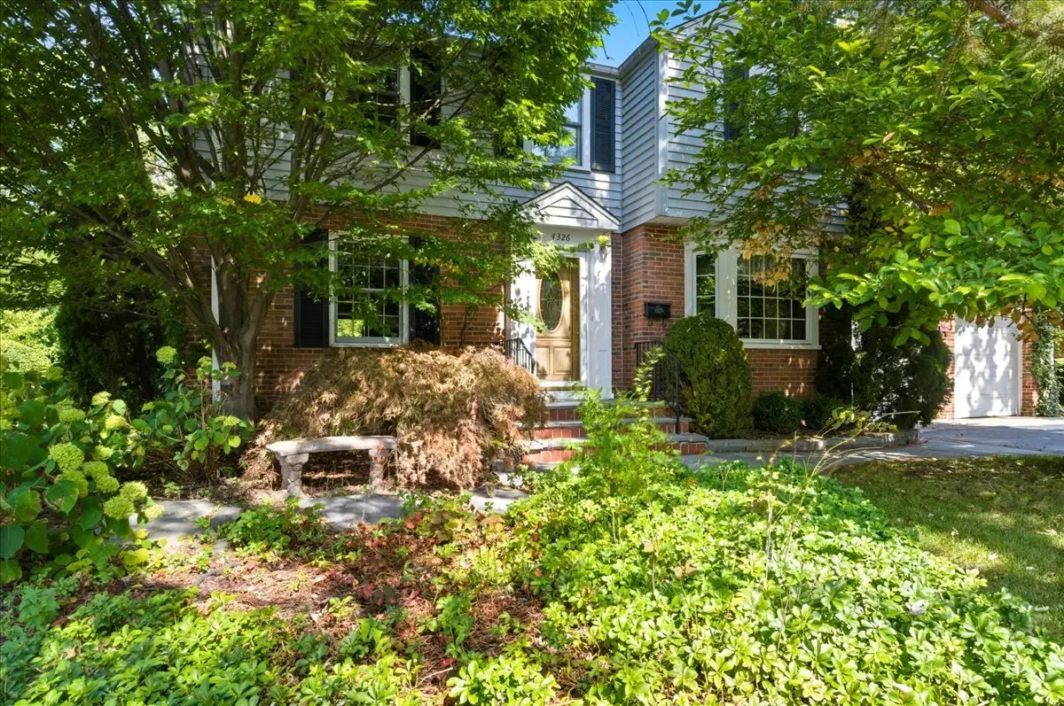 4326 Bobolink Terrace, Skokie, IL 60076 - Image #1