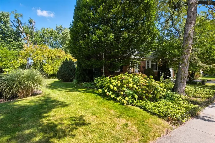 4326 Bobolink Terrace, Skokie, IL 60076 - Image #2