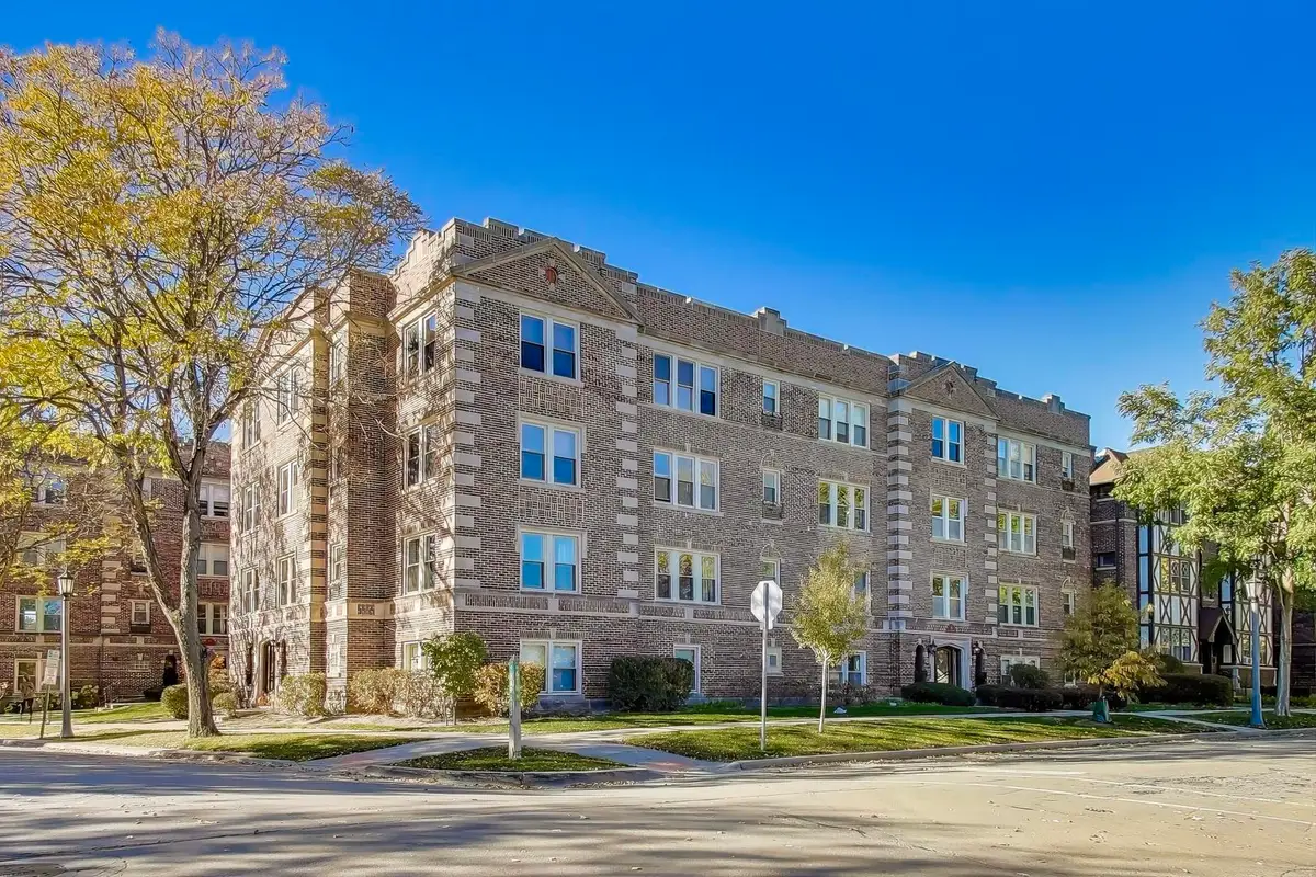 Address Withheld By Seller, La Grange, IL 60525 - Image #1