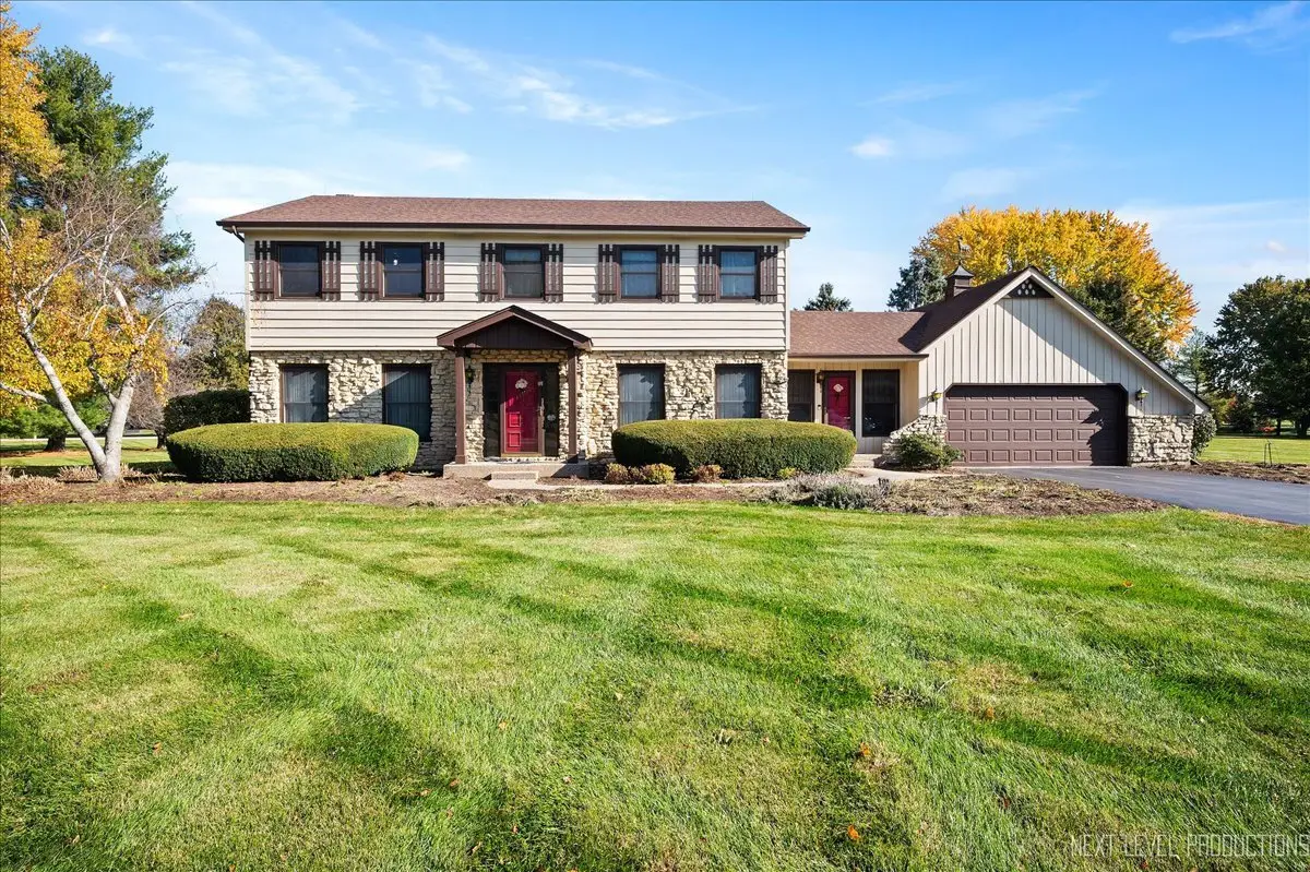 39W955 Deer Run Drive, Saint Charles, IL 60175 - Image #1