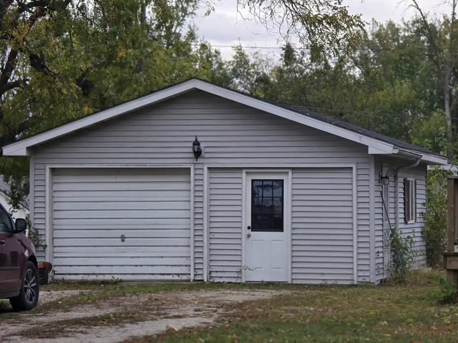 10 E Piper City Street, Piper City, IL 60959 - Image #2