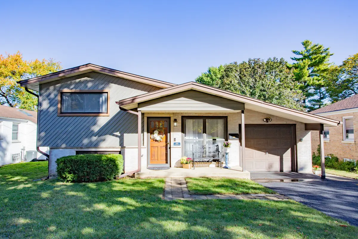 450 E Palatine Road, Palatine, IL 60067 - Image #1