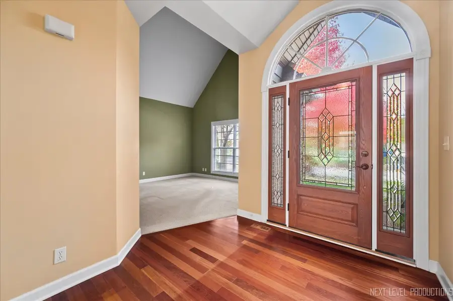 38W533 Berquist Drive, Geneva, IL 60134 - Image #3