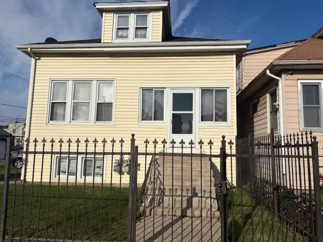 2320 N Mulligan Avenue, Chicago, IL 60639 - #2