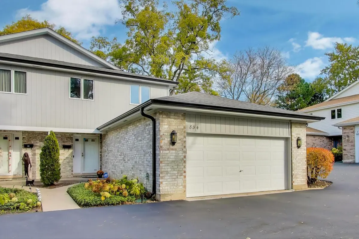 834 Poplar Lane, Deerfield, IL 60015 - Image #1
