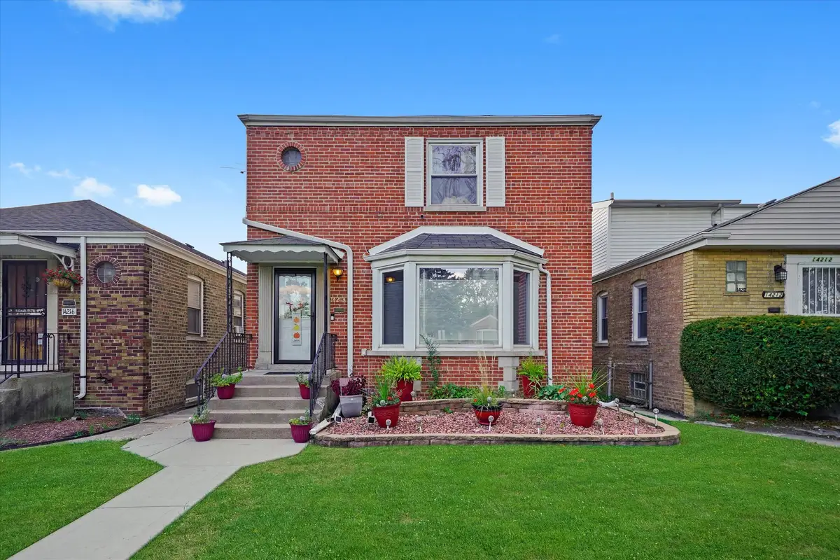 14214 S Parnell Avenue, Riverdale, IL 60827 - Image #1
