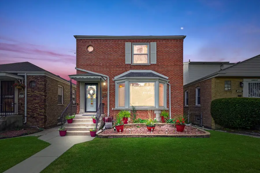 14214 S Parnell Avenue, Riverdale, IL 60827 - Image #2