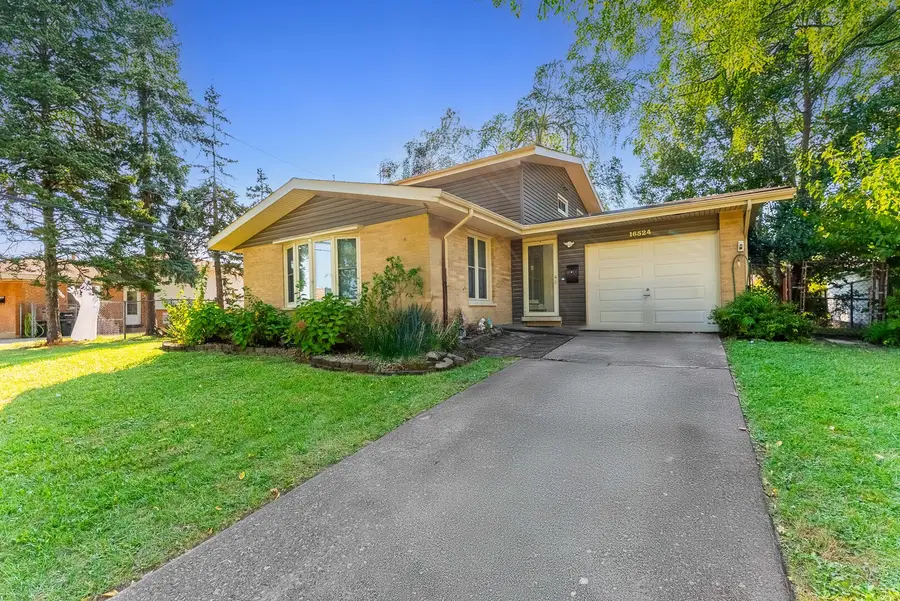 16524 Brockton Lane, Oak Forest, IL 60452 - #3