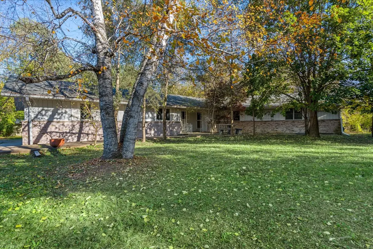 14 W Surrey Lane, Barrington Hills, IL 60010 - Image #1